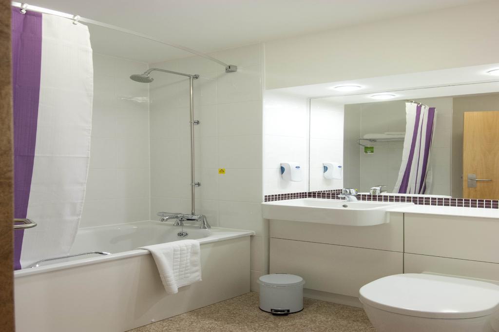 Premier Inn Newcastle Airport South Woolsington Екстериор снимка