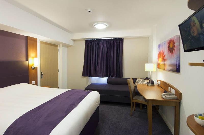 Premier Inn Newcastle Airport South Woolsington Екстериор снимка